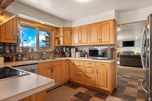 988 TRANSTRUM RD, Saint Charles, ID 83272