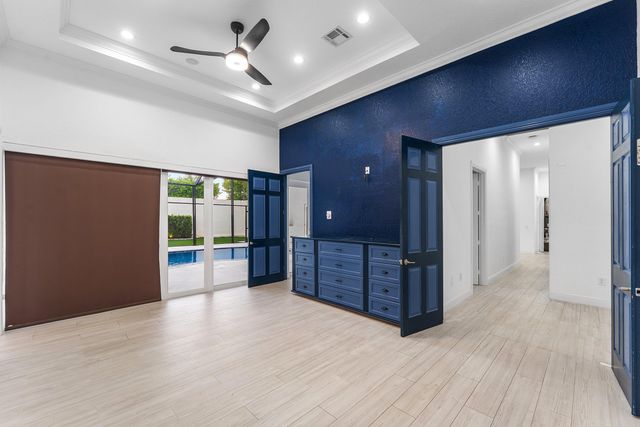 6821 N GRANDE Drive, Boca Raton, FL 33433
