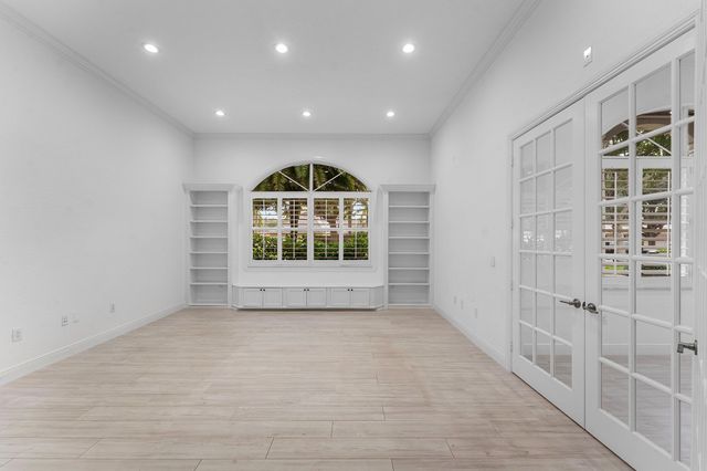 6821 N GRANDE Drive, Boca Raton, FL 33433