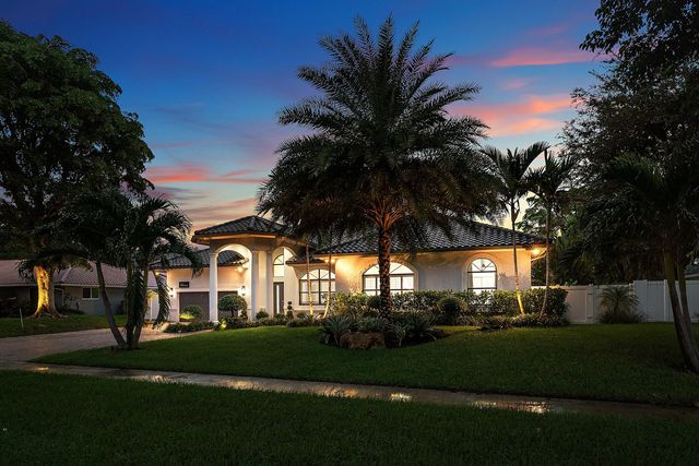 6821 N GRANDE Drive, Boca Raton, FL 33433