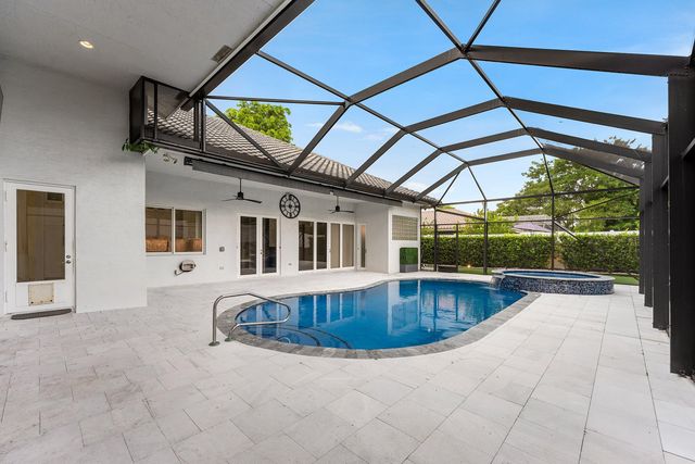 6821 N GRANDE Drive, Boca Raton, FL 33433