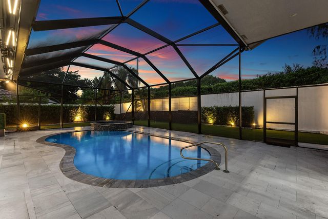 6821 N GRANDE Drive, Boca Raton, FL 33433