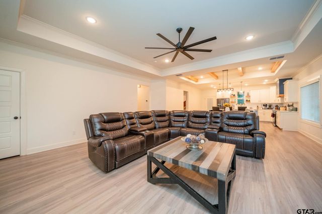 113 Ruth, White Oak, TX 75693