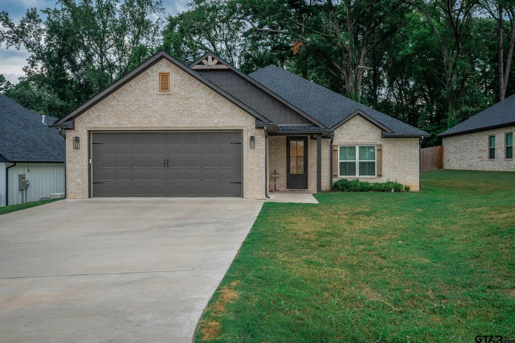 113 Ruth, White Oak, TX 75693