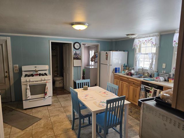 1009 Route 131, Weathersfield, VT 05030