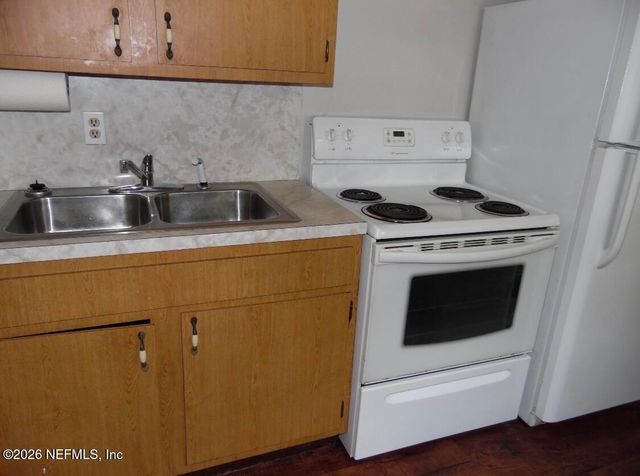 1930 6TH Street A, Jacksonville, FL 32209