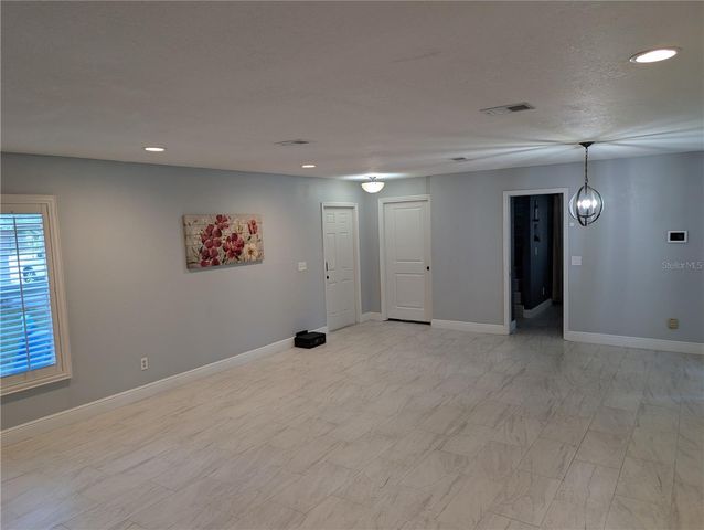 4107 HUDSON WAY, Tampa, FL 33618