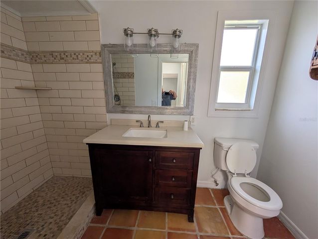 4107 HUDSON WAY, Tampa, FL 33618