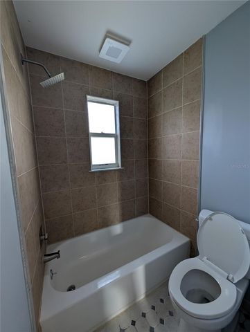 4107 HUDSON WAY, Tampa, FL 33618
