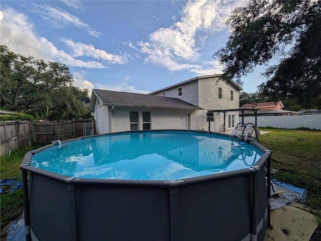 4107 HUDSON WAY, Tampa, FL 33618
