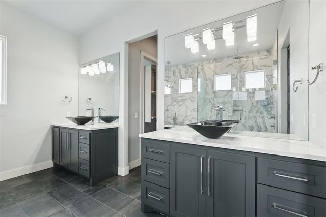 2725 Piazza Court, Arcadia, OK 73007