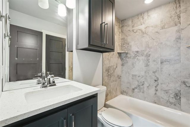 2725 Piazza Court, Arcadia, OK 73007