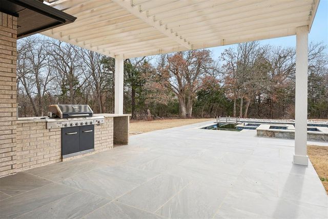 2725 Piazza Court, Arcadia, OK 73007