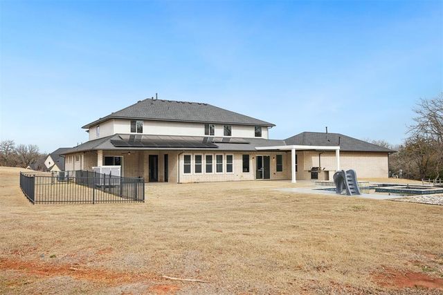 2725 Piazza Court, Arcadia, OK 73007
