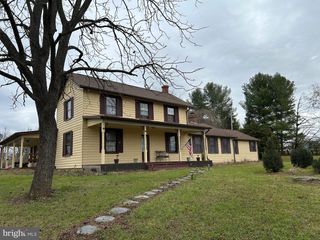 2072 SENSENY RD, Berryville, VA 22611