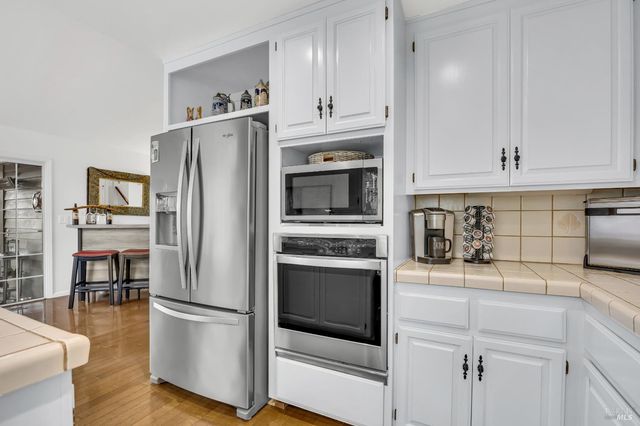 14 Clement Ct, Napa, CA 94558