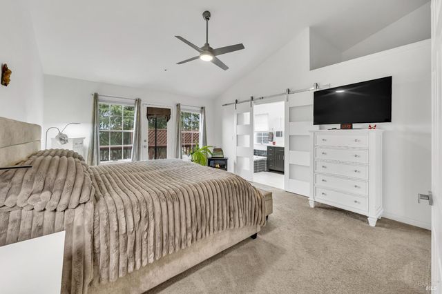 14 Clement Ct, Napa, CA 94558