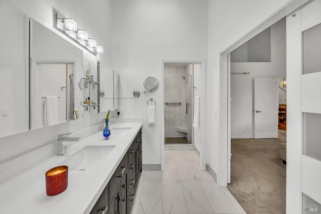 14 Clement Ct, Napa, CA 94558