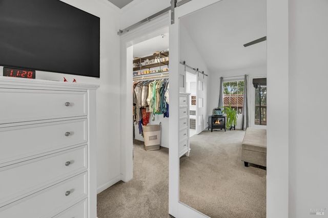 14 Clement Ct, Napa, CA 94558