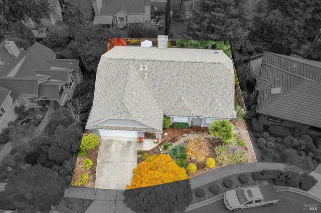 14 Clement Ct, Napa, CA 94558