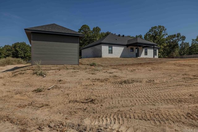 10723 W Miller Sardis Road, Bauxite, AR 72011