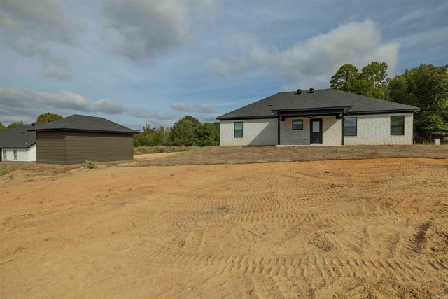 10723 W Miller Sardis Road, Bauxite, AR 72011