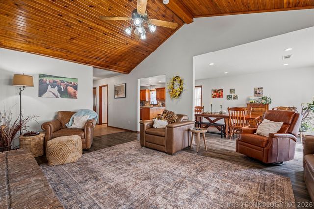 458540 E 1040 Road, Vian, OK 74962