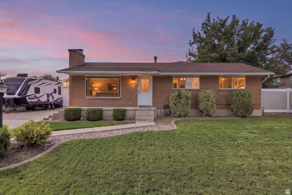 4957 W LARIAT DR, West Valley City, UT 84120 — exterior