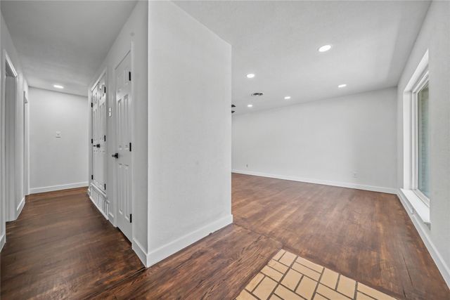 2517 Livenshire Drive, Garland, TX 75041