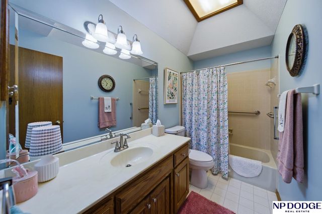 2428 Estes Lane, Fremont, NE 68025