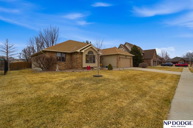 2428 Estes Lane, Fremont, NE 68025