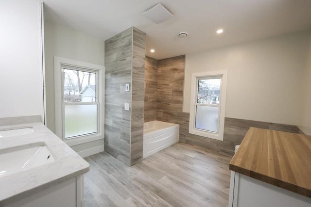 228 Scott Street, Cambria, WI 53923