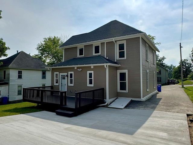 228 Scott Street, Cambria, WI 53923
