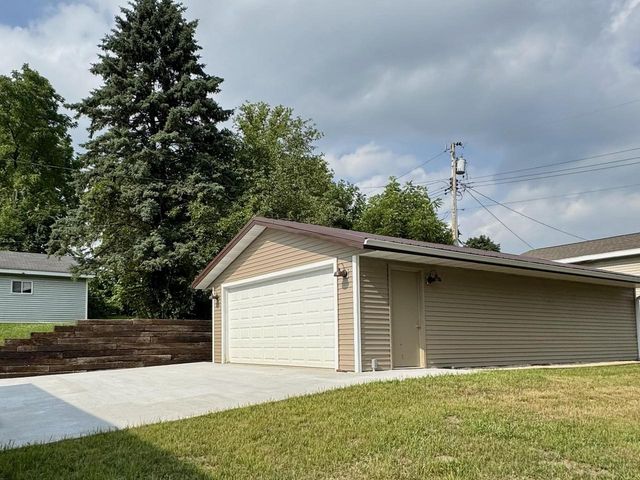 228 Scott Street, Cambria, WI 53923