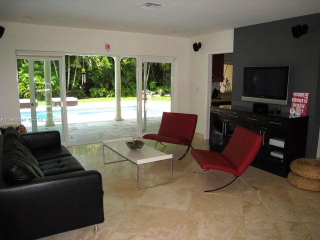 7440 SW 126th St, Pinecrest, FL 33156