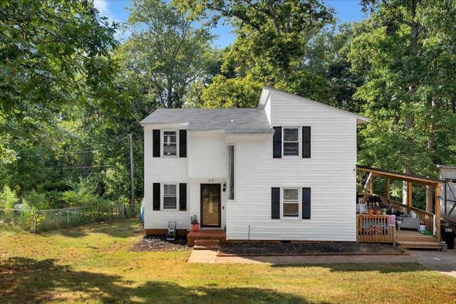 1210 E Yellow Wood Drive, Simpsonville, SC 29680