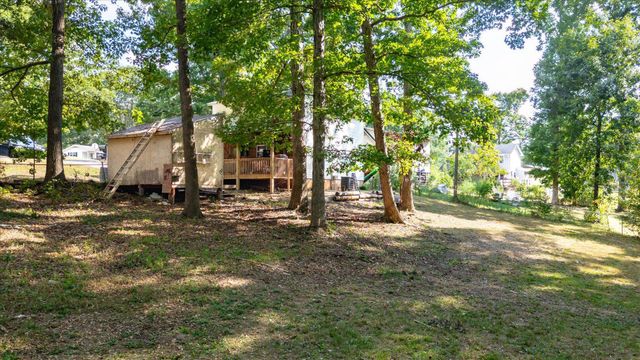 1210 E Yellow Wood Drive, Simpsonville, SC 29680