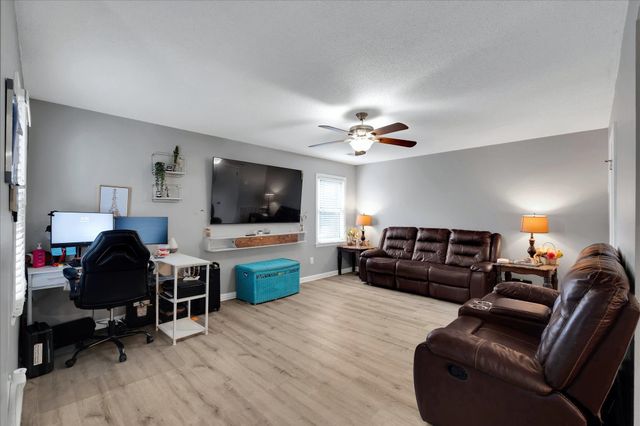 1210 E Yellow Wood Drive, Simpsonville, SC 29680