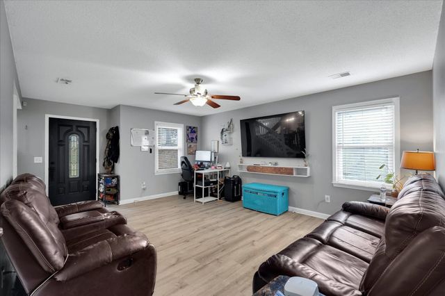 1210 E Yellow Wood Drive, Simpsonville, SC 29680