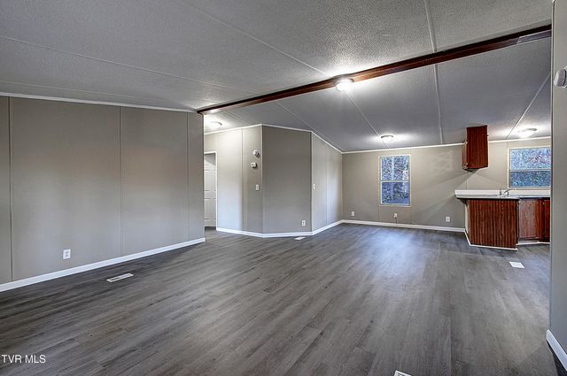 150 Grazing Meadows Drive, Jonesborough, TN 37659