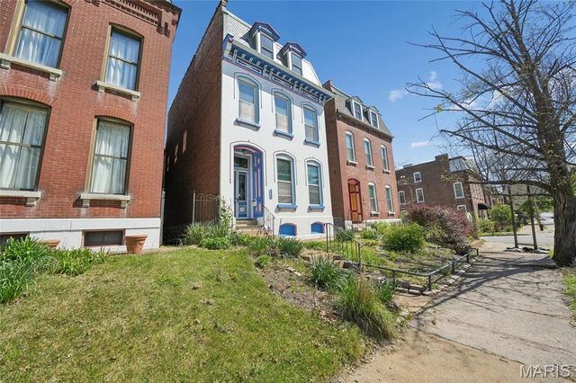 2303 Arsenal Street, St Louis, MO 63118