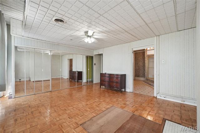 2303 Arsenal Street, St Louis, MO 63118