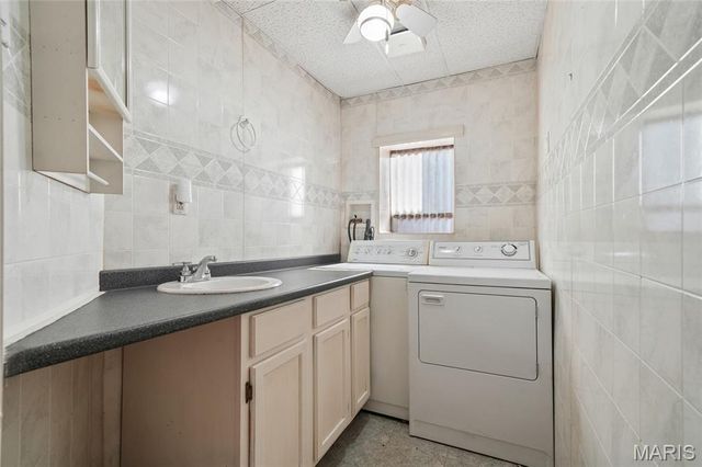 2303 Arsenal Street, St Louis, MO 63118