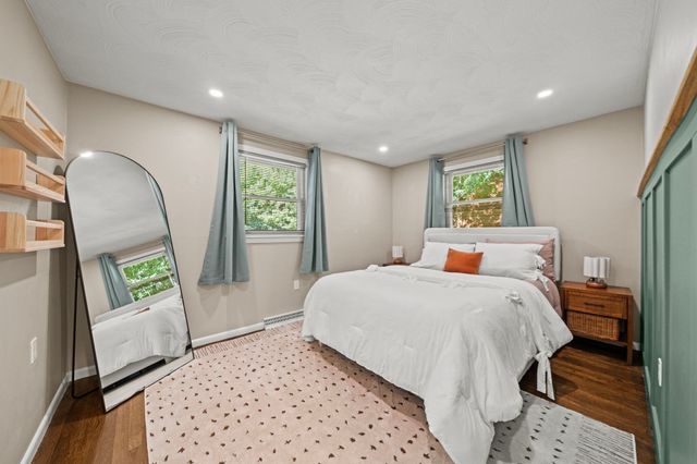 71 Martha Ave, Tewksbury, MA 01876