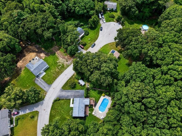 71 Martha Ave, Tewksbury, MA 01876