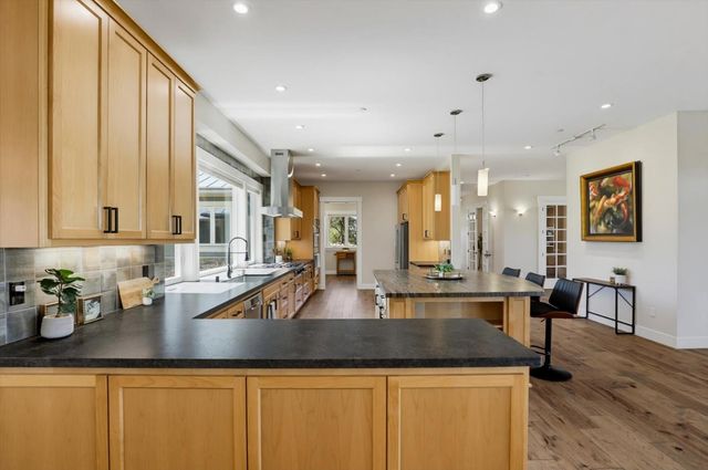 11215 Bonanza Way, Rough And Ready, CA 95975