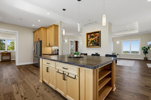 11215 Bonanza Way, Rough And Ready, CA 95975