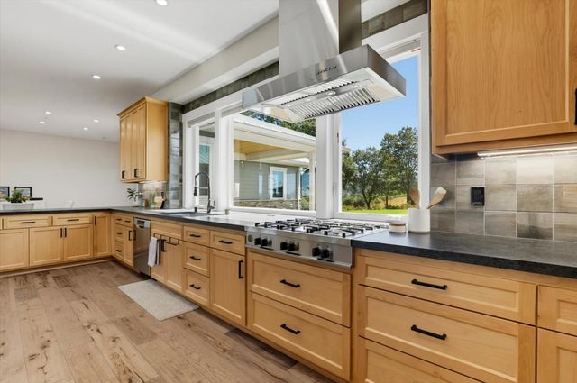 11215 Bonanza Way, Rough And Ready, CA 95975