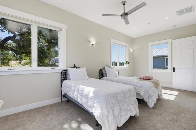 11215 Bonanza Way, Rough And Ready, CA 95975