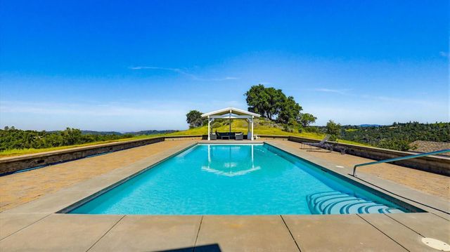 11215 Bonanza Way, Rough And Ready, CA 95975